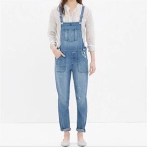 Madewell Skinny Distressed Denim Overalls Light Wash Size S